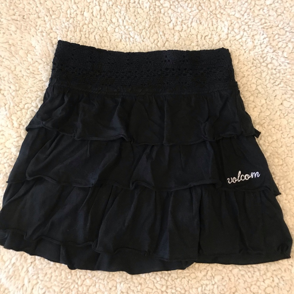 Volcom skirt
